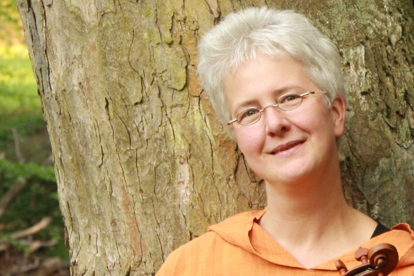 Anne Schumann und das Ensemble „Fürsten-Musik“ spielen das Eröffnungskonzert