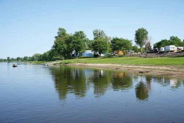 Boot- und Campingcenter Aken