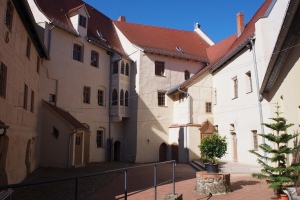 Wasserburg Roßlau / Innenhof