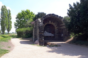 Grotte der Egeria